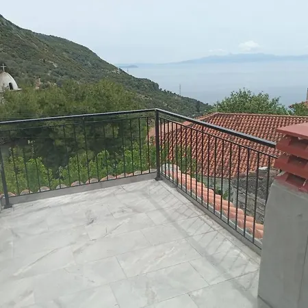 Cheerful 4 Bedroom Villa With Patio Villa